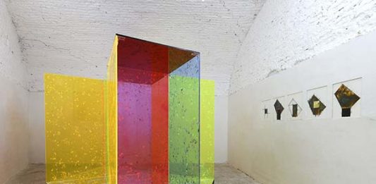 Alfredo Pirri. Luogo Pensiero Luce fino al 10 agosto 2024 al Museolaboratorio d’Arte Contemporanea di Città Sant’Angelo (Pescara)