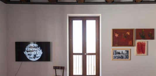 Fondazione Morra, arte e vita nell’Archivio Living Theatre a Caggiano Archivio Living Theatre, Fondazione Morra, Caggiano, 2024, ph. Diana del Franco