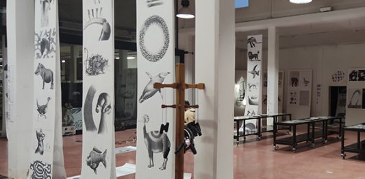 De Bestiarium Naturis. Disegni fantastici, racconti immaginari e piatti illustrati di Andrea Carlo Pedrazzini, in mostra a Casa Bucci per Pesaro 2024