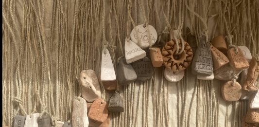 Arte contemporanea al Parco di Segesta, con l’installazione di Silvia Scaringella