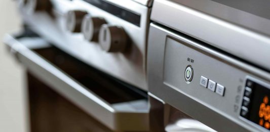 Come la lavastoviglie è diventata un elemento di arredo originale