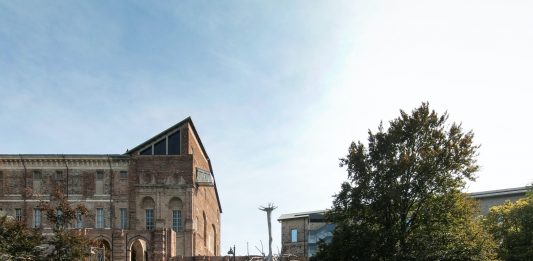 40 progetti per il PAC 2024: più di 3 milioni di Euro per l’arte contemporanea Castello di Rivoli Museo d’Arte Contemporanea, una delle istituzioni assegnatarie del PAC 2024