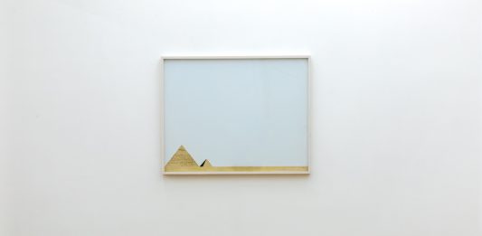 I giocattoli del potere: Francesco Jodice alla Galleria Umberto Di Marino, Napoli Francesco Jodice, Giocattoli, veduta della mostra, Galleria Umberto Di Marino, 2024, Napoli, ph. Danilo Donzelli