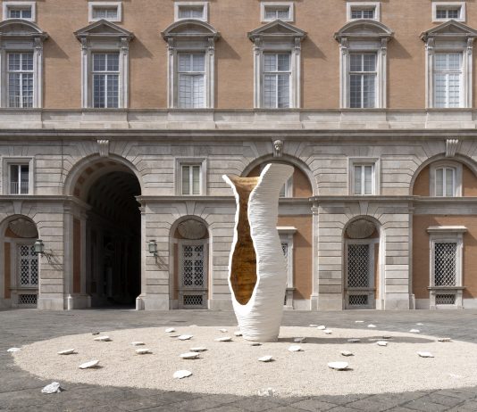 Marco Bagnoli, alchimia di luce e pietra: la mostra alla Reggia di Caserta