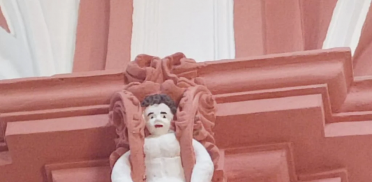 Un Barocco bizzarro: polemica in Spagna per il restauro di una chiesa storica polemica Spagna restauro chiesa