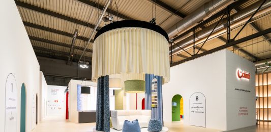 Come le aziende collaborano con gli artisti: il programma dello storico marchio del design Caimi Brevetti per una continua innovazione