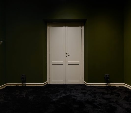 The Uncanny House: viaggio perturbante nella casa di Goethe, a Roma The Uncanny House, veduta della mostra, Casa Museo di Gotethe, Roma, 2024,