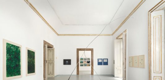 Il giardino segreto di Napoli in mostra alla Galleria Alfonso Artiaco Lettere intorno a un giardino, veduta della mostra, Galleria Alfonso Artiaco, Napoli, 2024