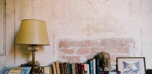 Bologna, due nuove biblioteche all’Accademia e a Palazzo Bentivoglio Biblioteca Eugenio Busmanti, Palazzo Bentivoglio, Bologna, 2021, ph Paolo Abate