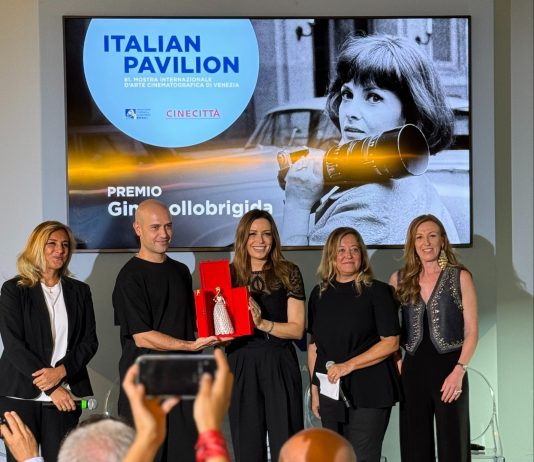 Premio Gina Lollobrigida, Jago vince la prima edizione a Venezia Consegna del Premio Lollobrigida a Jago