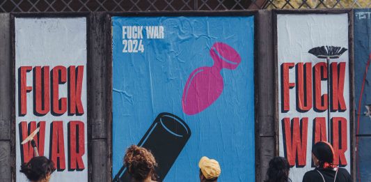 200 poster in strada per sabotare la retorica della guerra: è la nuova sfida di Cheap a Bologna Ph. Giulia Rosco, CHEAP Call For Artists 2024, Bologna