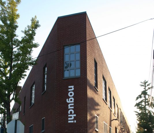 Divieto di kefiah al Noguchi Museum di New York: licenziati tre dipendenti