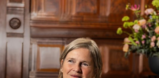 Tefaf volta pagina con la nomina di Dominique Savelkoul come direttrice