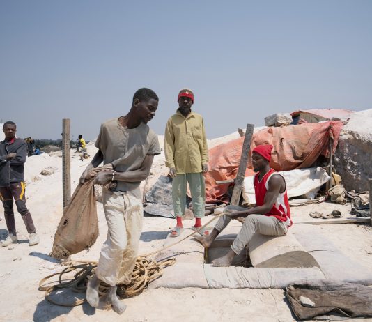 Energia e migrazione al LOBA 2024: i i vincitori del premio fotografico