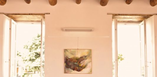 Etèreo, la pittura in bilico di Olga Lepri al Museo Archeologico di Calatia