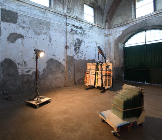 Rabbia, paura, tristezza, gioia, sorpresa, attesa, disgusto, accettazione: Feelings