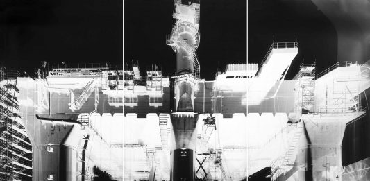 Vera Lutter SPECTACULAR Un’esplorazione della luce fino al 6 gennaio 2025 alla Fondazione MAST di Bologna