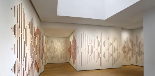 Nello spazio, dello spazio, sullo spazio: la maturità di Remo Salvadori a Milano