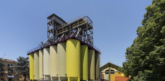 Reggio Emilia accoglie i nuovi progetti di David Tremlett, The Organ Pipes intervento artistico permanente all’Ex Caffarri, e Another Step Mostra ai Chiostri di San Pietro