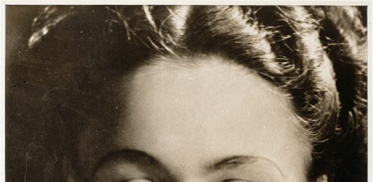 Centre Pompidou e AWARE, una partnership celebra le artiste