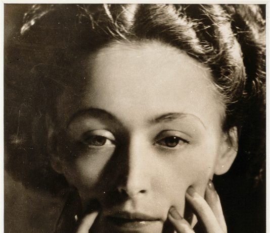 Centre Pompidou e AWARE, una partnership celebra le artiste