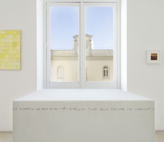 Cutting Clouds, l’arte dell’effimero al Museo Madre di Napoli Installation view Cutting Clouds | Tagliando le nuvole, Museo Madre, 2024. Ph. Amedeo Benestante. Courtesy Fondazione Donnaregina per le arti contemporanee – museo Madre