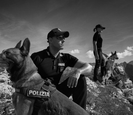 Street Photography: Eolo Perfido firma il nuovo calendario della Polizia