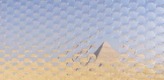 Giochi di luce nel deserto, l’installazione di Federica Di Carlo nella Piana di Giza I SEE, I SEE, Federica Di Carlo, Zoom 1, Pyramids Giza
