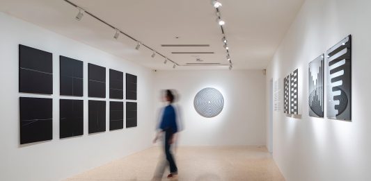 “Marina Apollonio. Oltre il Cerchio”: l’imperdibile mostra della Peggy Guggenheim Collection