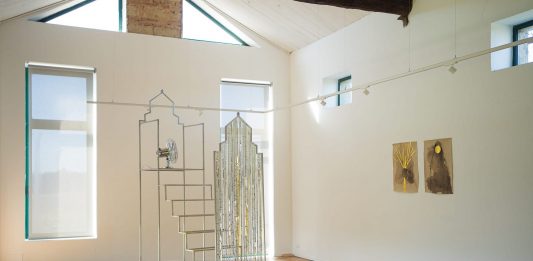 Maïmouna Guerresi riflette sull’emancipazione femminile a La Crescentina, nel Monferrato