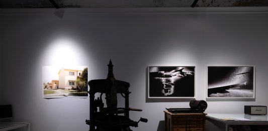 Qui Sud Est, un posto senza confini per una mostra collettiva