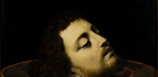 A Milano c’è una mostra da perdere la testa