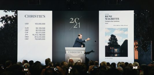 Due parole sulle aste di New York, al di là della banana di Cattelan