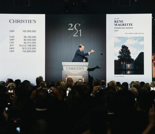 Due parole sulle aste di New York, al di là della banana di Cattelan