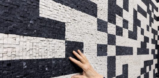 Land Code, il mosaico digitale di Bianco-Valente a Castel Sant’Elmo di Napoli