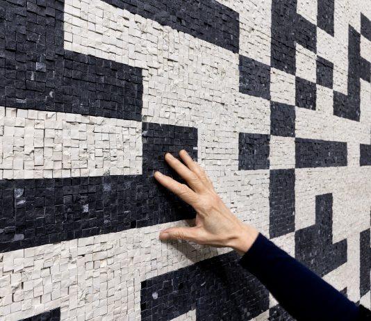Land Code, il mosaico digitale di Bianco-Valente a Castel Sant’Elmo di Napoli
