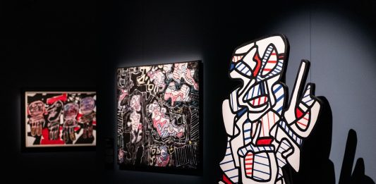 Dubuffet e l’Art Brut: a Milano una mostra sul passato e presente degli artisti outsider