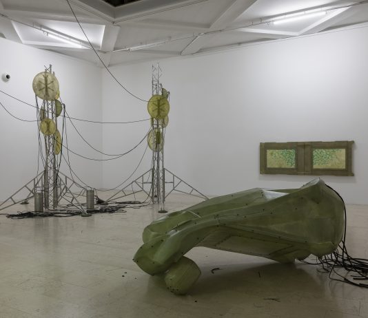 Racconti sull’ignoto: le distopie di Davide Allieri alla Triennale di Milano Davide Allieri, After All, installation view. Foto di Gianluca Di Ioia © Triennale Milano