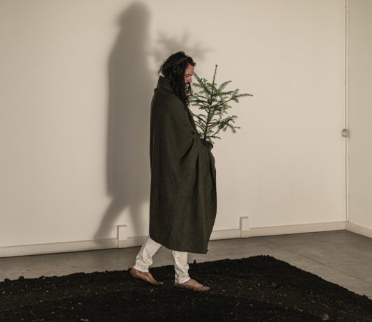 Giulio Boccardi. «Credo che in noi esseri umani r-esista una visione della natura primitiva»