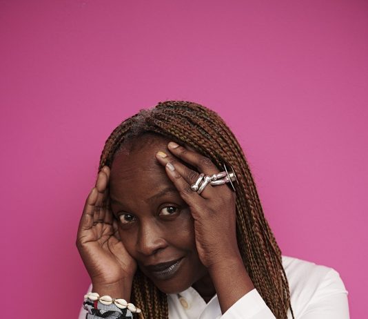 La curatrice camerunense-svizzera Koyo Kouoh dirigerà la Biennale Arte 2026