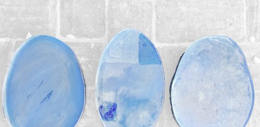 La poesia che diviene dipinto: opere di Mauro Pipani in mostra a Milano