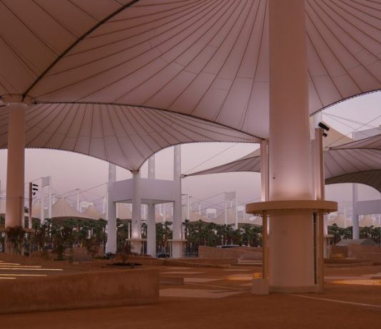 Biennale Arti Islamiche 2025: a Jeddah, dialogo tra fede e contemporaneità