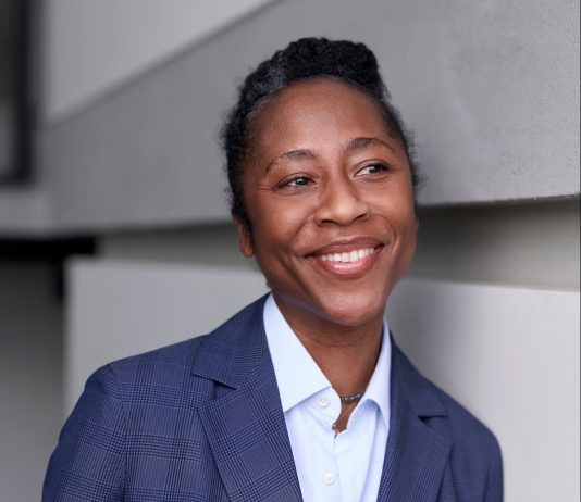 Un nuovo capitolo per documenta 16: Naomi Beckwith nominata direttrice artistica Naomi documenta und Museum Fridericianum gGmbH, Artistic Direction documenta 16, Naomi Beckwith, Kassel 2024, Photo: Nicolas Wefers