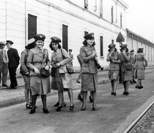 ATM Manifesto: la storia della città di Milano raccontata attraverso la sua mobilità