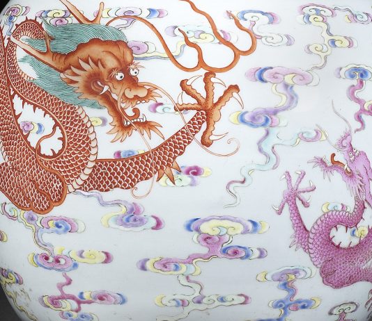 Asian Art: c’è un vaso rarissimo all’asta da Bonhams Cornette de Saint Cyr