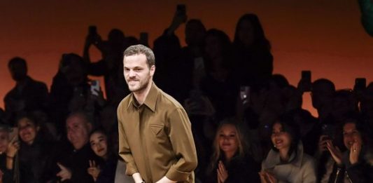 Matthieu Blazy: chi è il creativo chiamato a rinnovare la moda di Chanel