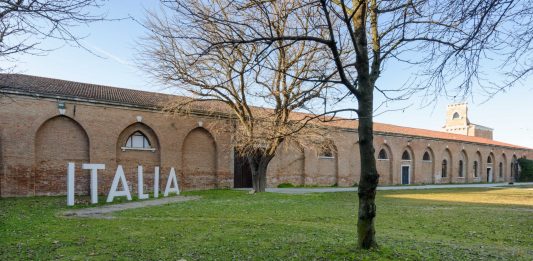 Il Padiglione Italia cerca progettisti: la call per ripensare il rapporto tra terra e mare alla Biennale Architettura