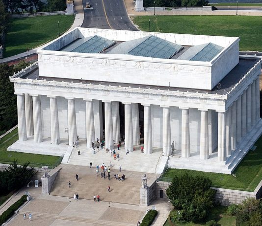 Donald Trump vuole un’architettura classica per gli edifici pubblici