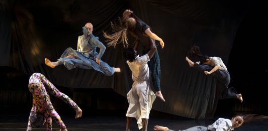 Wim Vandekeybus, una danza sul vuoto: lo spettacolo debutta a Cesena Void, Wim Vandekeybus, ph © Danny Willems