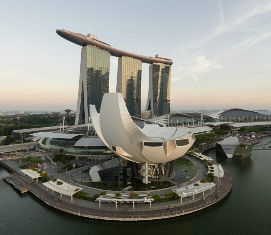 Inizia ART SG, la maxi fiera d’arte di Singapore art sg 2025